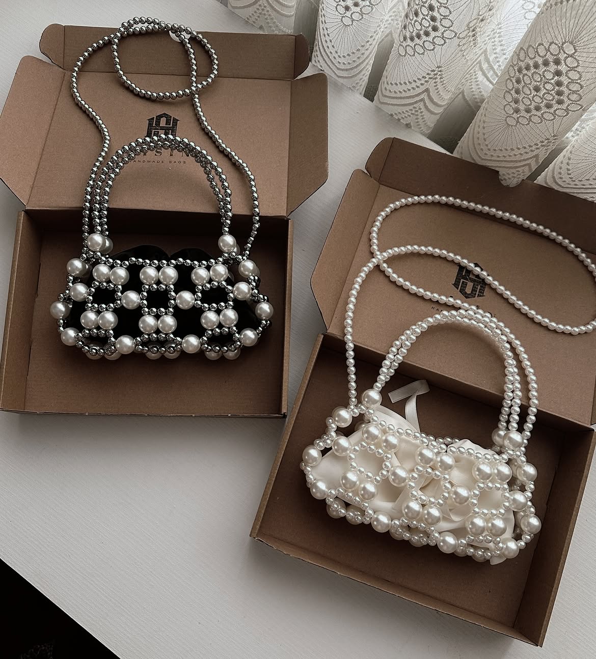 Aisin Pearl Bag