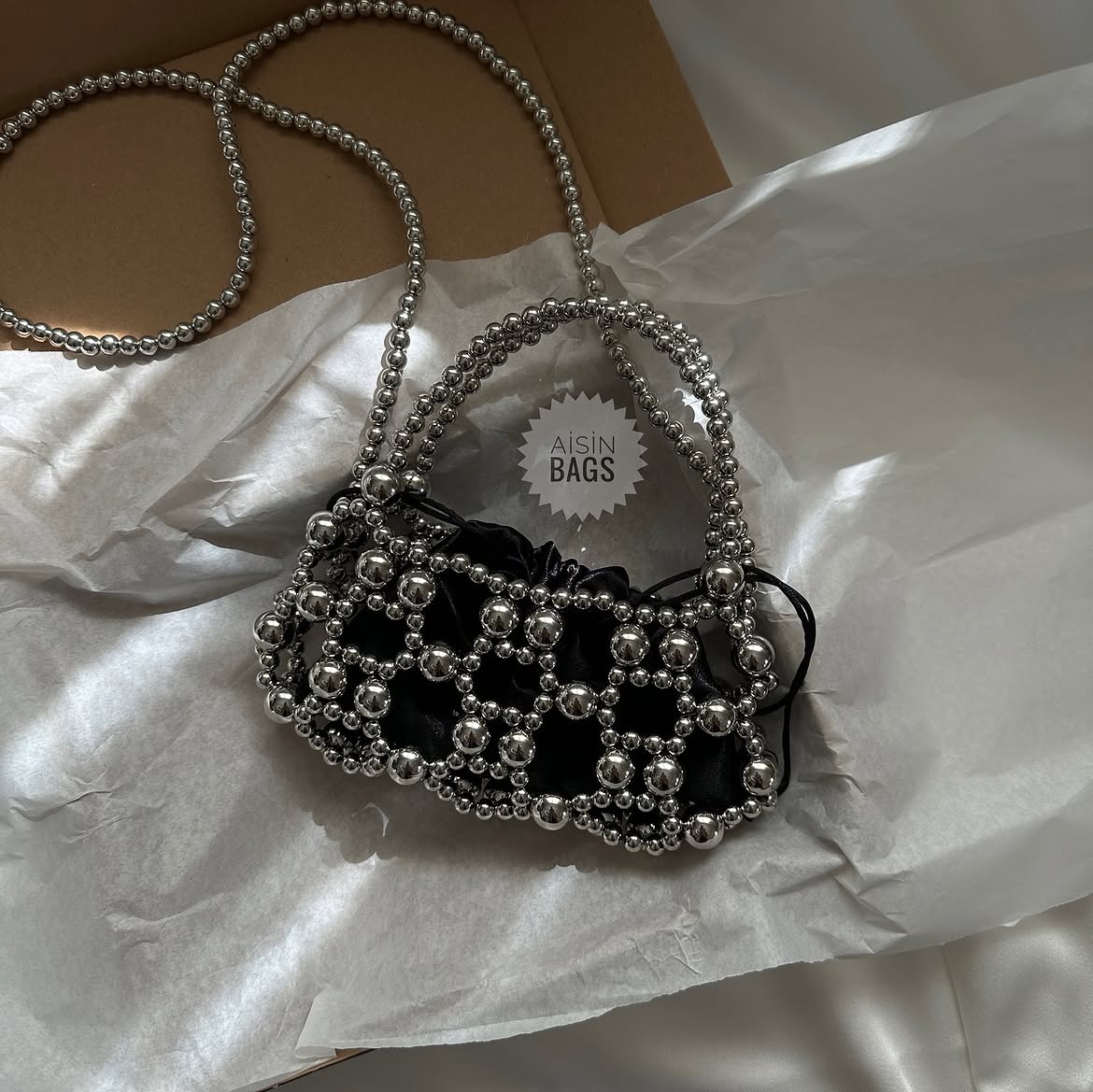 Aisin Pearl Bag